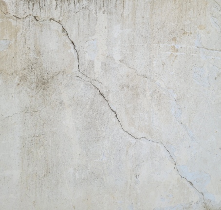 Expert d'assuré pour les fissures d'une maison